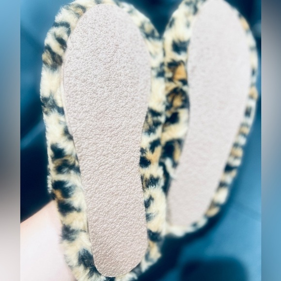 Madewell The Loafer Scuff Slipper in Leopard Faux-Fur size 7 NEW - Picture 6 of 9